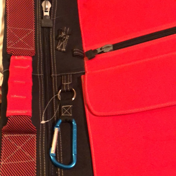 Marlboro Unlimited Drawstring Red Duffel Shoulder Bag Vintage 90’s. - Picture 12 of 15